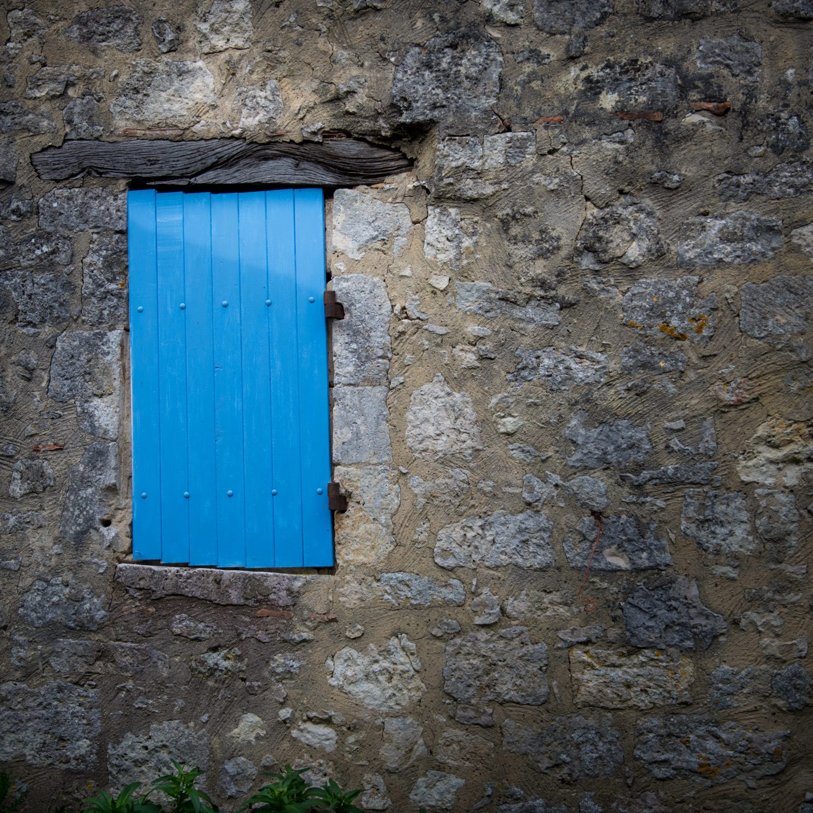Dordogne Blue Shutters